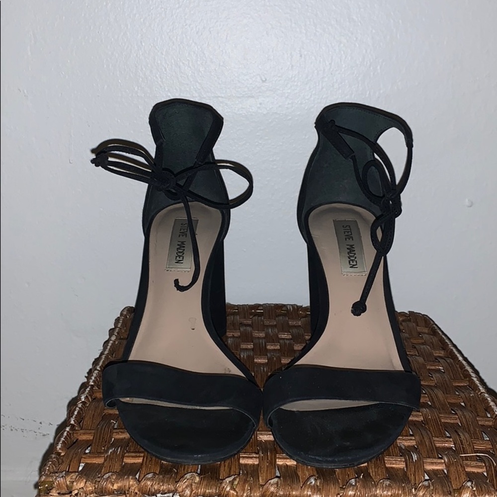 Steve Madden Black Suede Bow Tie Heels - Size 7.5